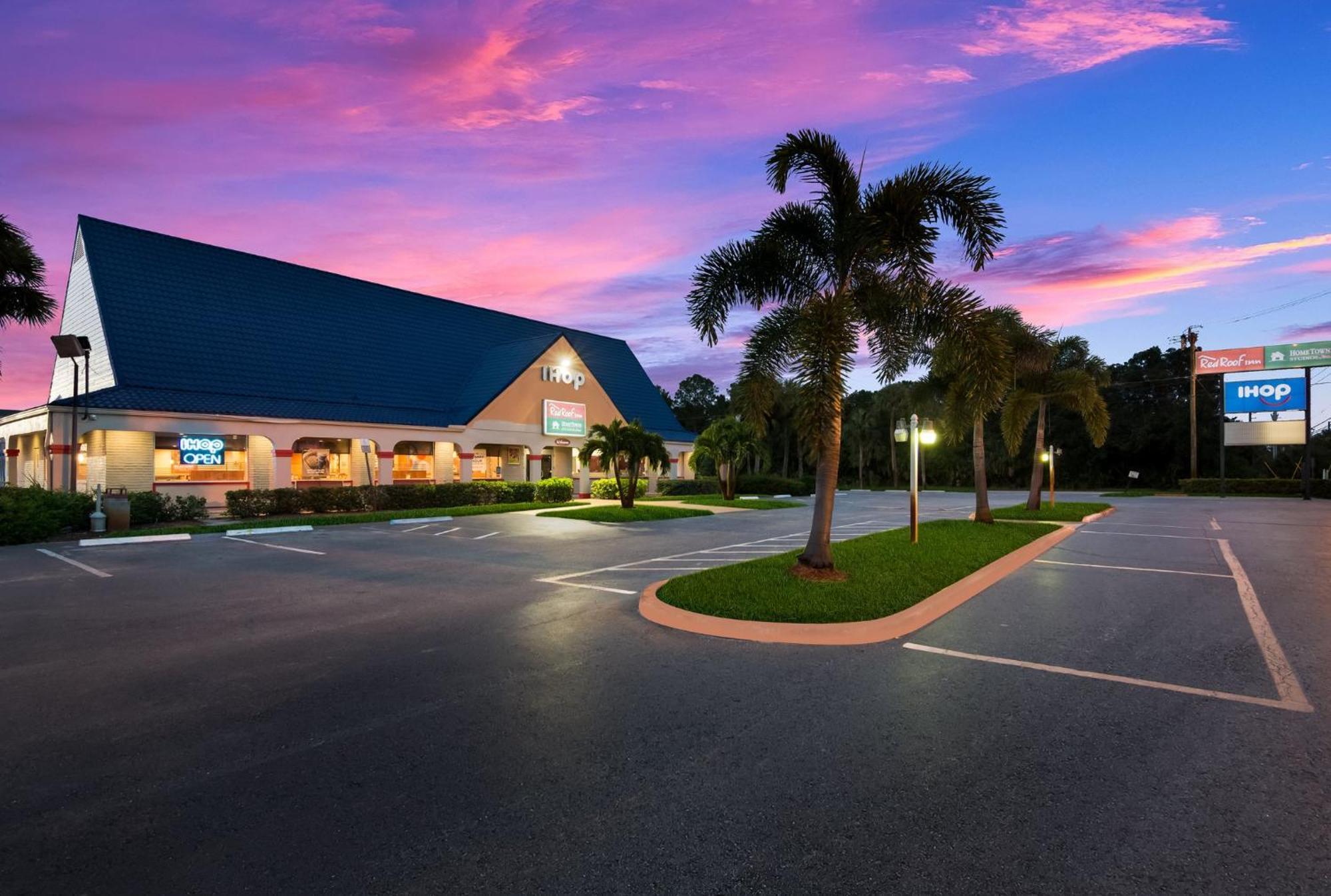 Flamingo Suites- An Extended Stay Hotel Vero Beach, Fl Exterior foto